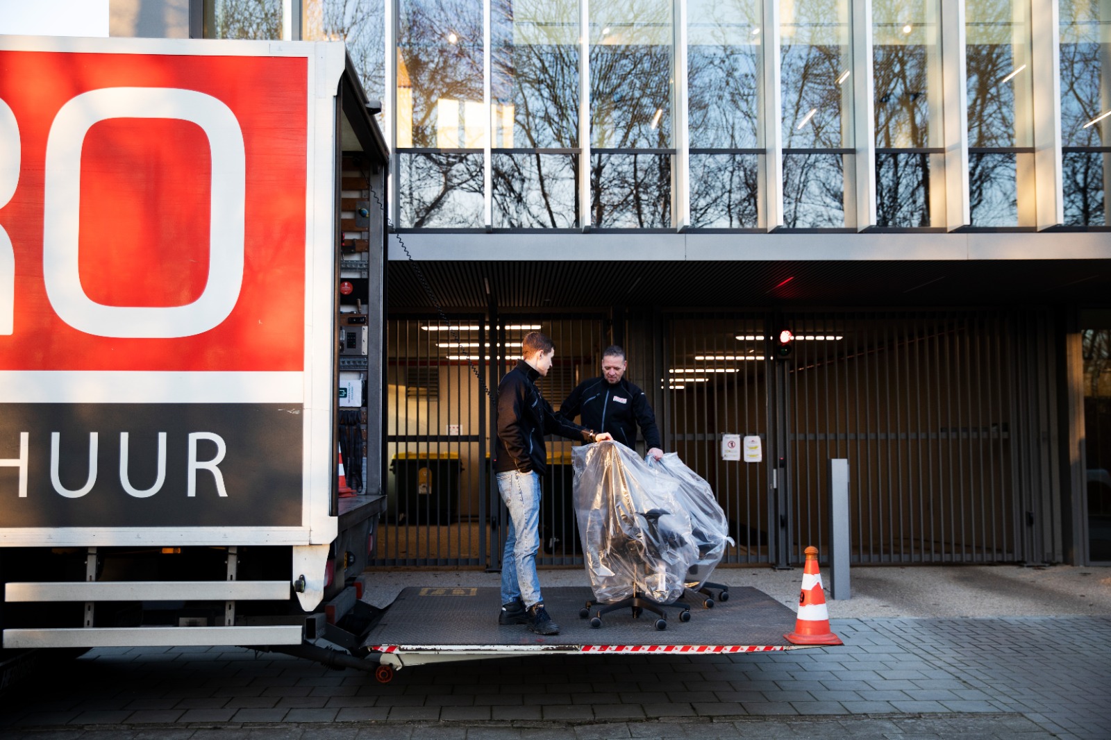 beurs meubilair huren