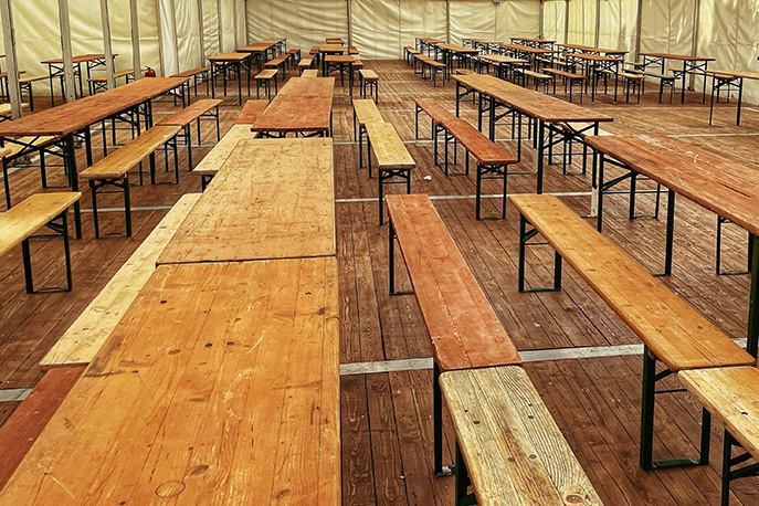 Klap- en vouwtafels huren