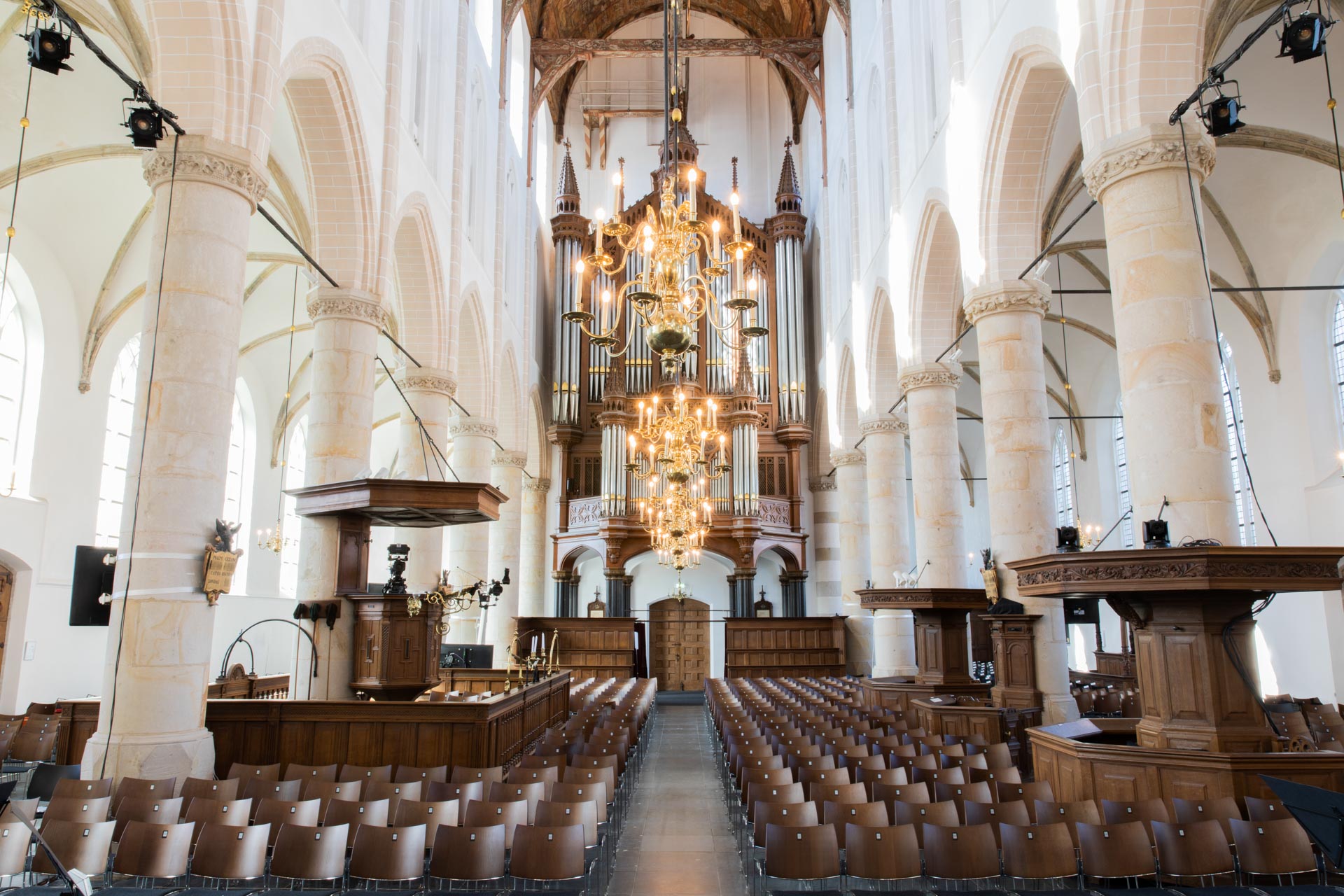 Grote Kerk Naarden - één keer per jaar van kerk naar concertzaal en weer terug